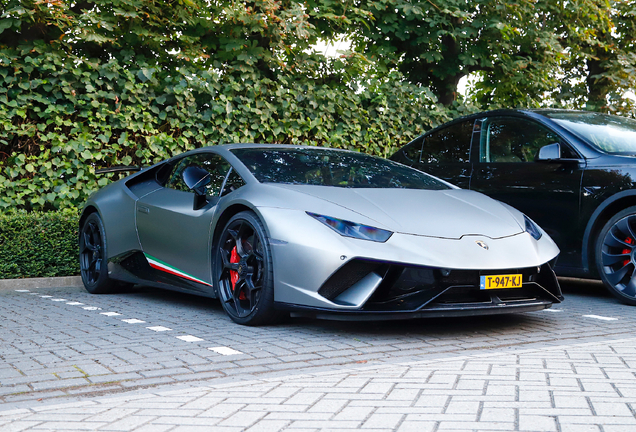 Lamborghini Huracán LP640-4 Performante