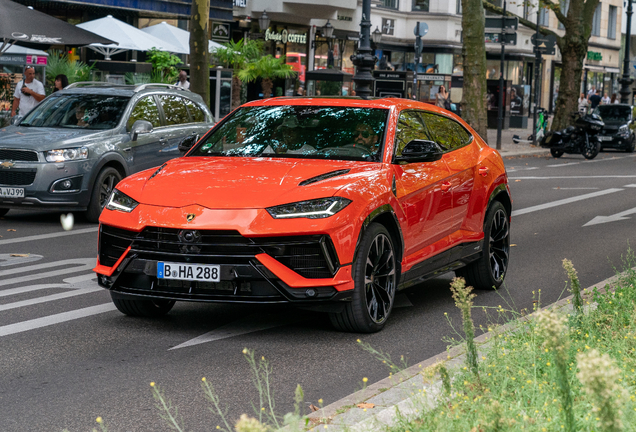 Lamborghini Urus S