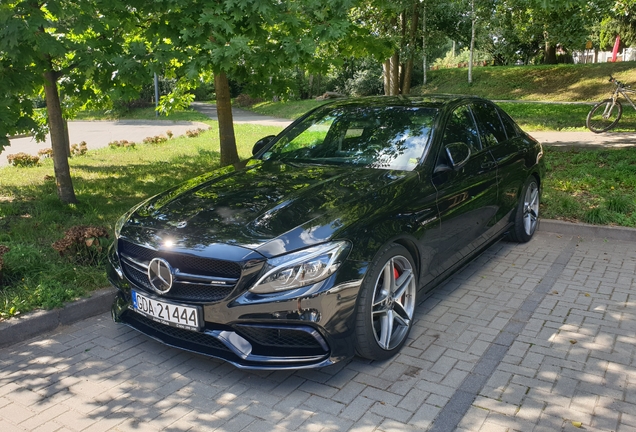 Mercedes-AMG C 63 S W205 2018