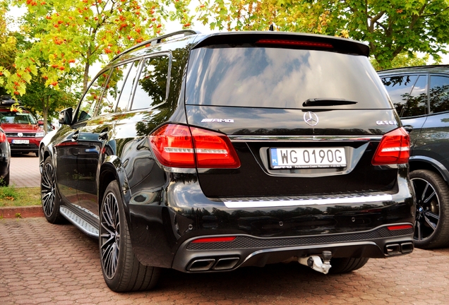 Mercedes-AMG GLS 63 X166