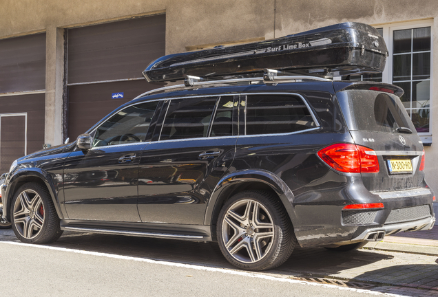 Mercedes-Benz GL 63 AMG X166