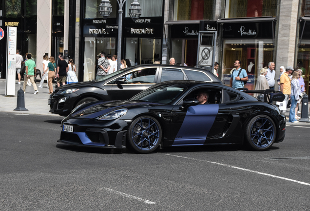 Porsche 718 Cayman GT4 RS