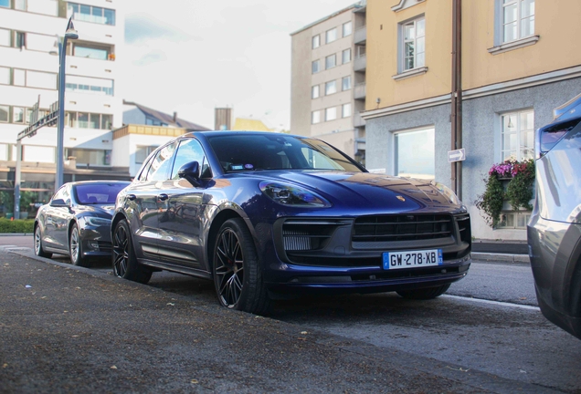 Porsche 95B Macan GTS MkIII