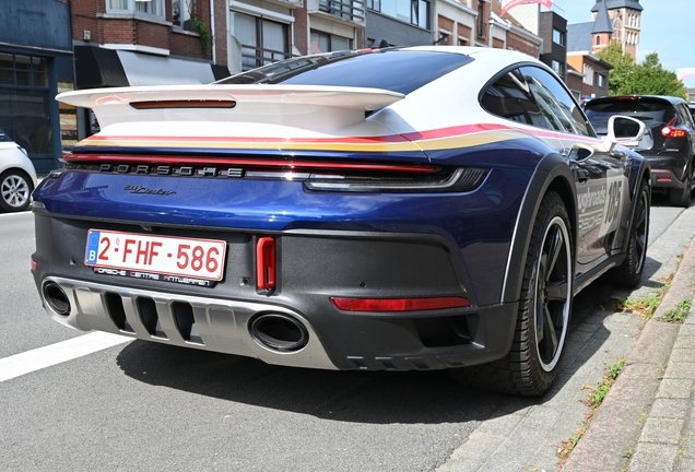 Porsche 992 Dakar