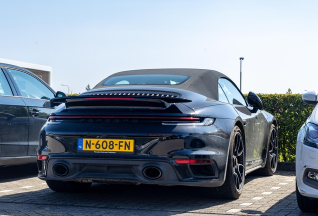 Porsche 992 Turbo S Cabriolet