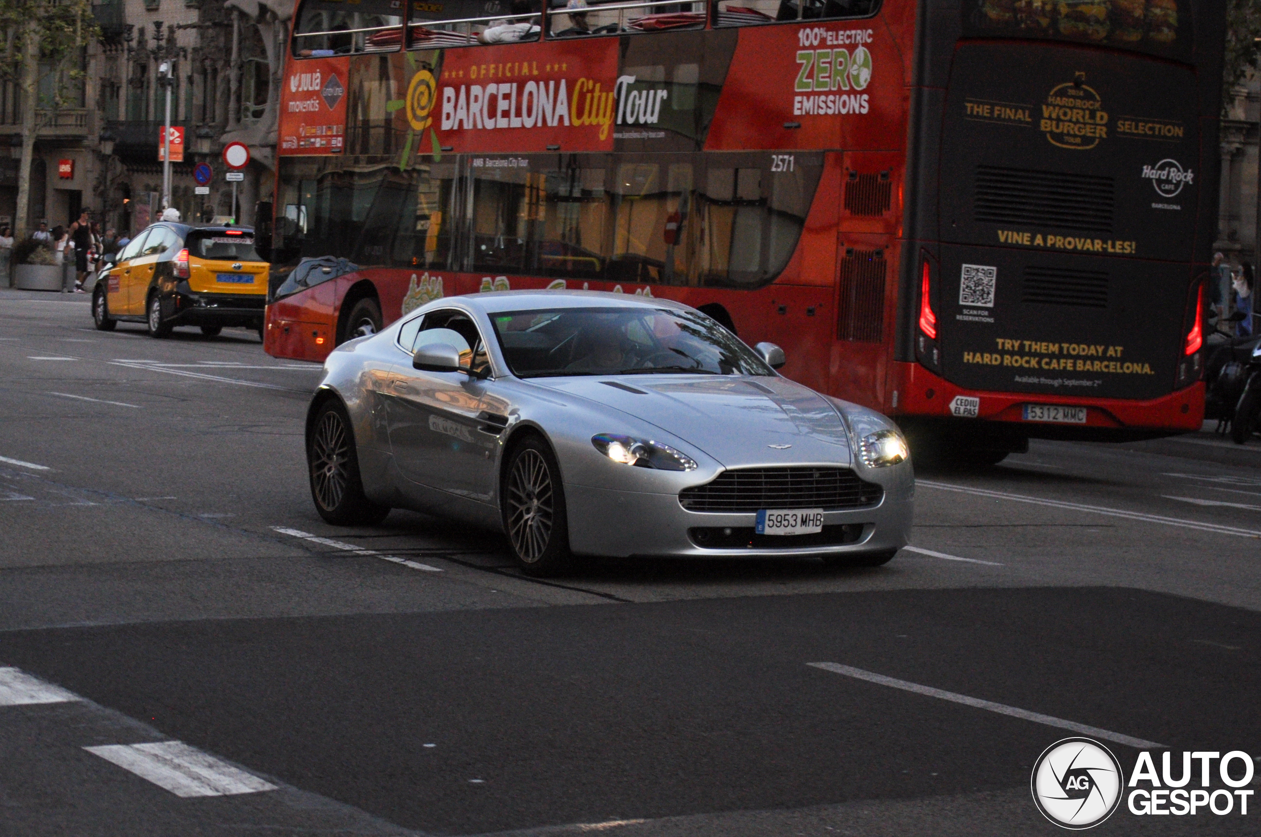 Aston Martin V8 Vantage