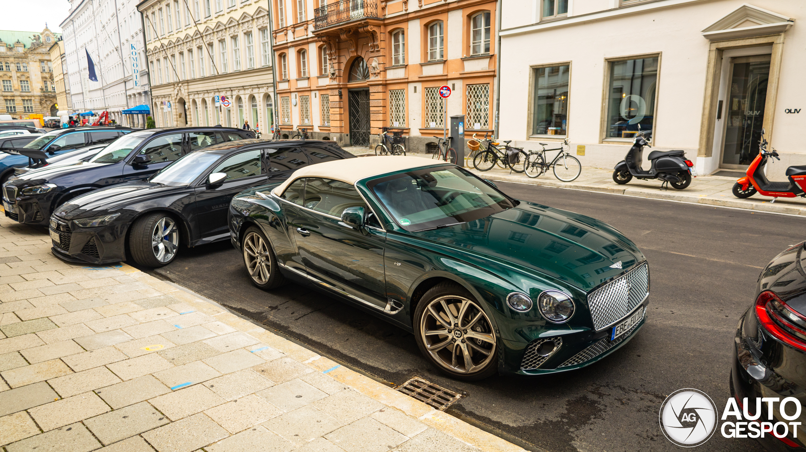 Bentley Continental GTC V8 2020