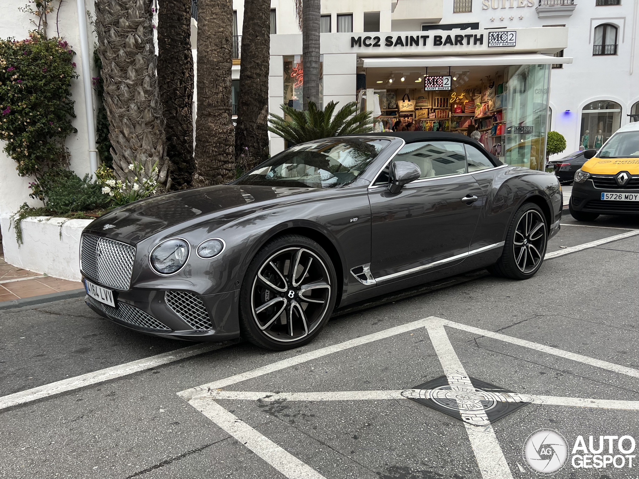 Bentley Continental GTC V8 2020