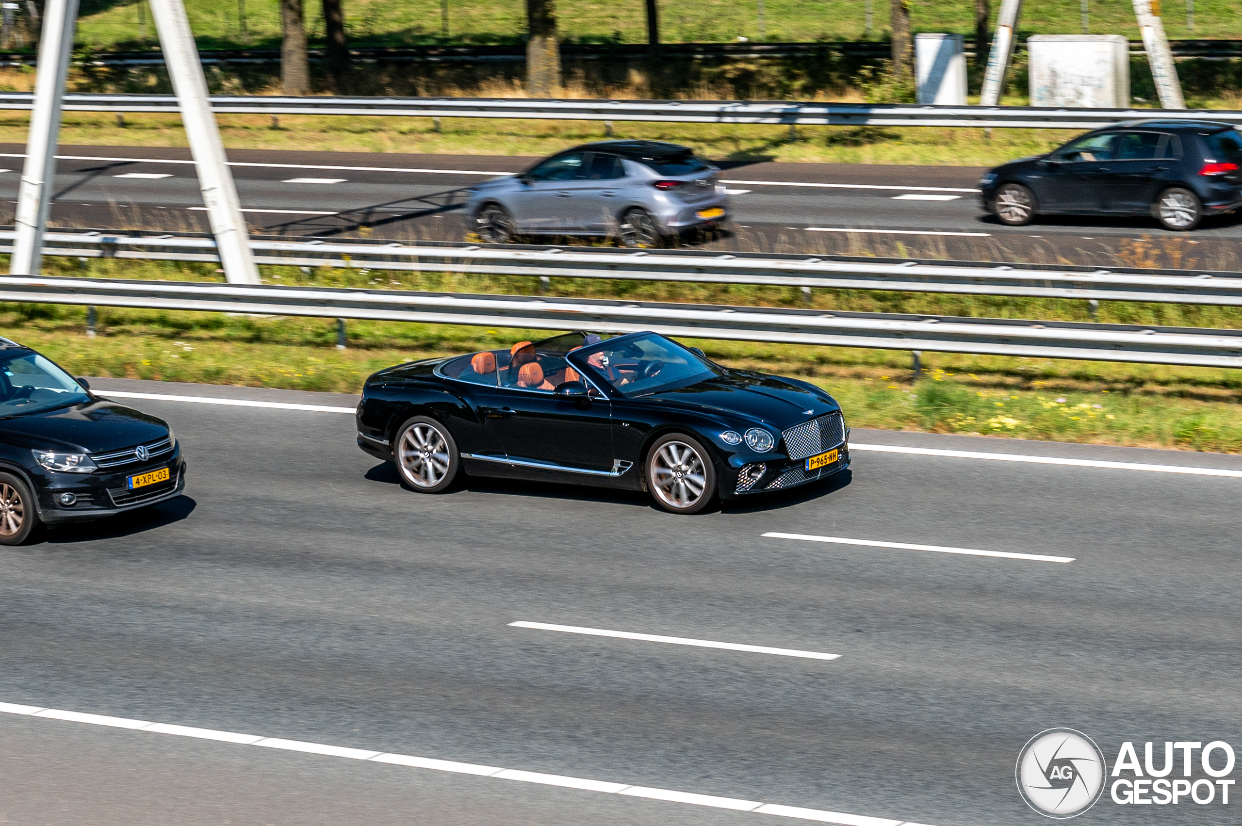 Bentley Continental GTC V8 2020