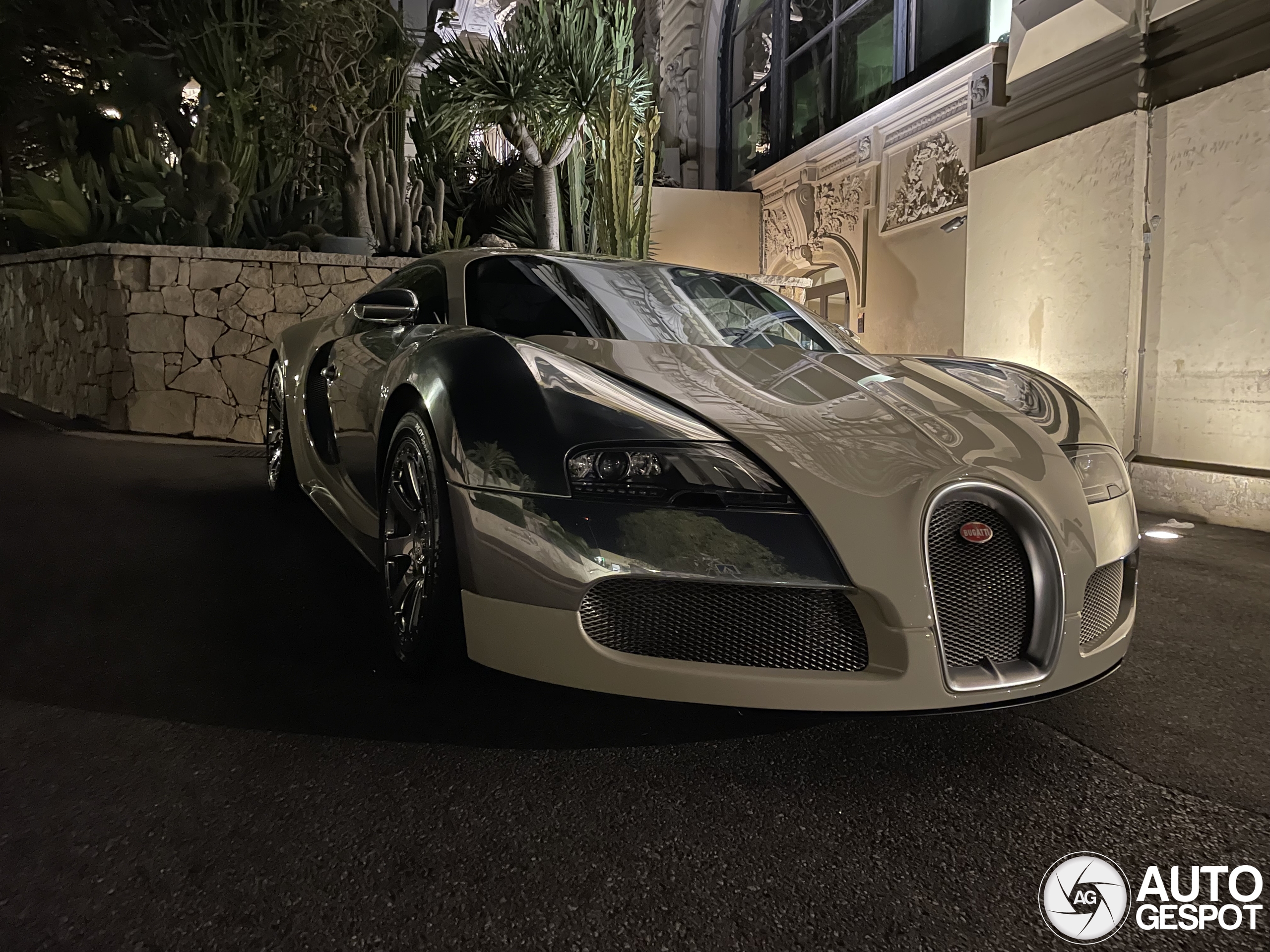 Bugatti Veyron 16.4 Centenaire