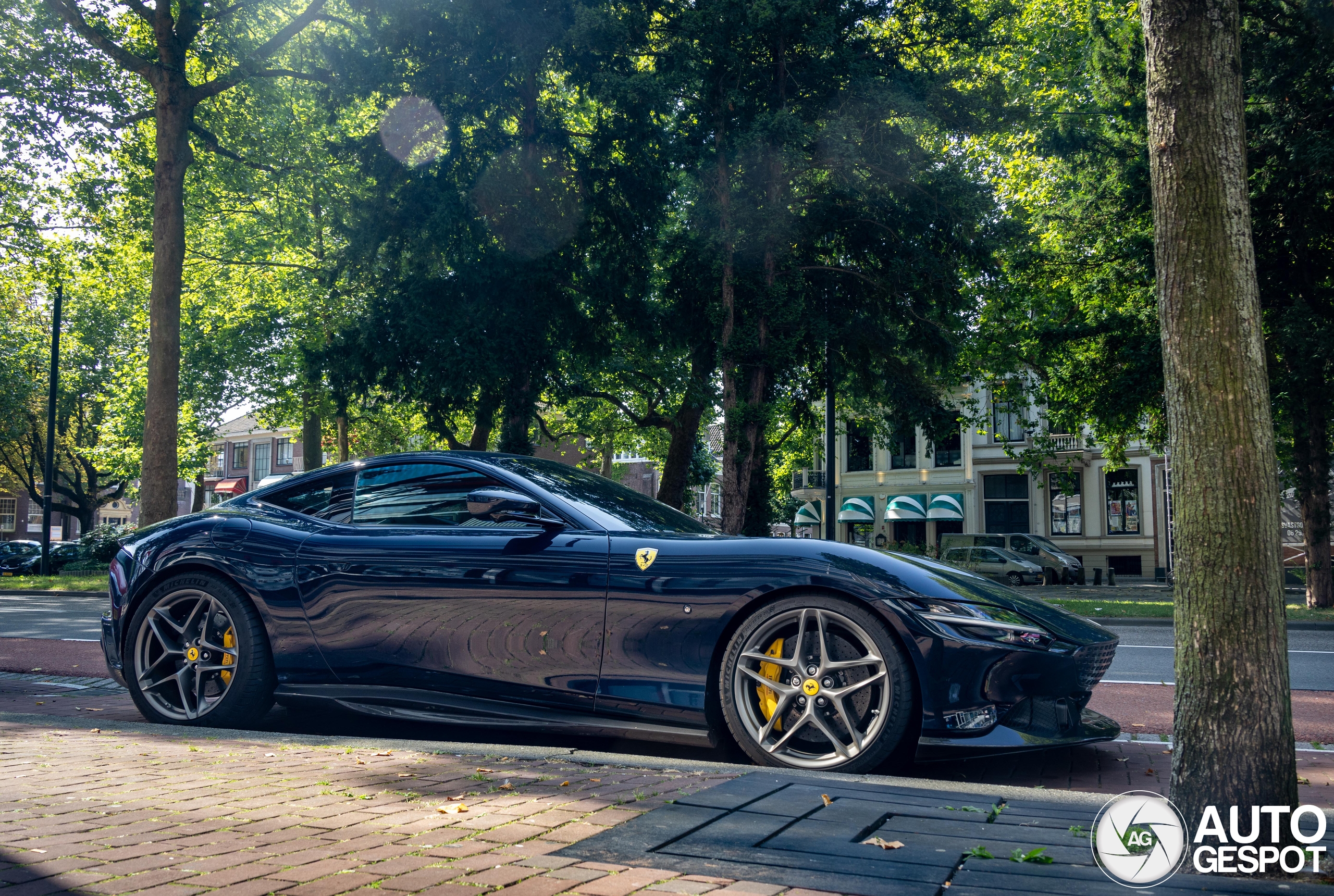 Ferrari Roma Novitec Rosso