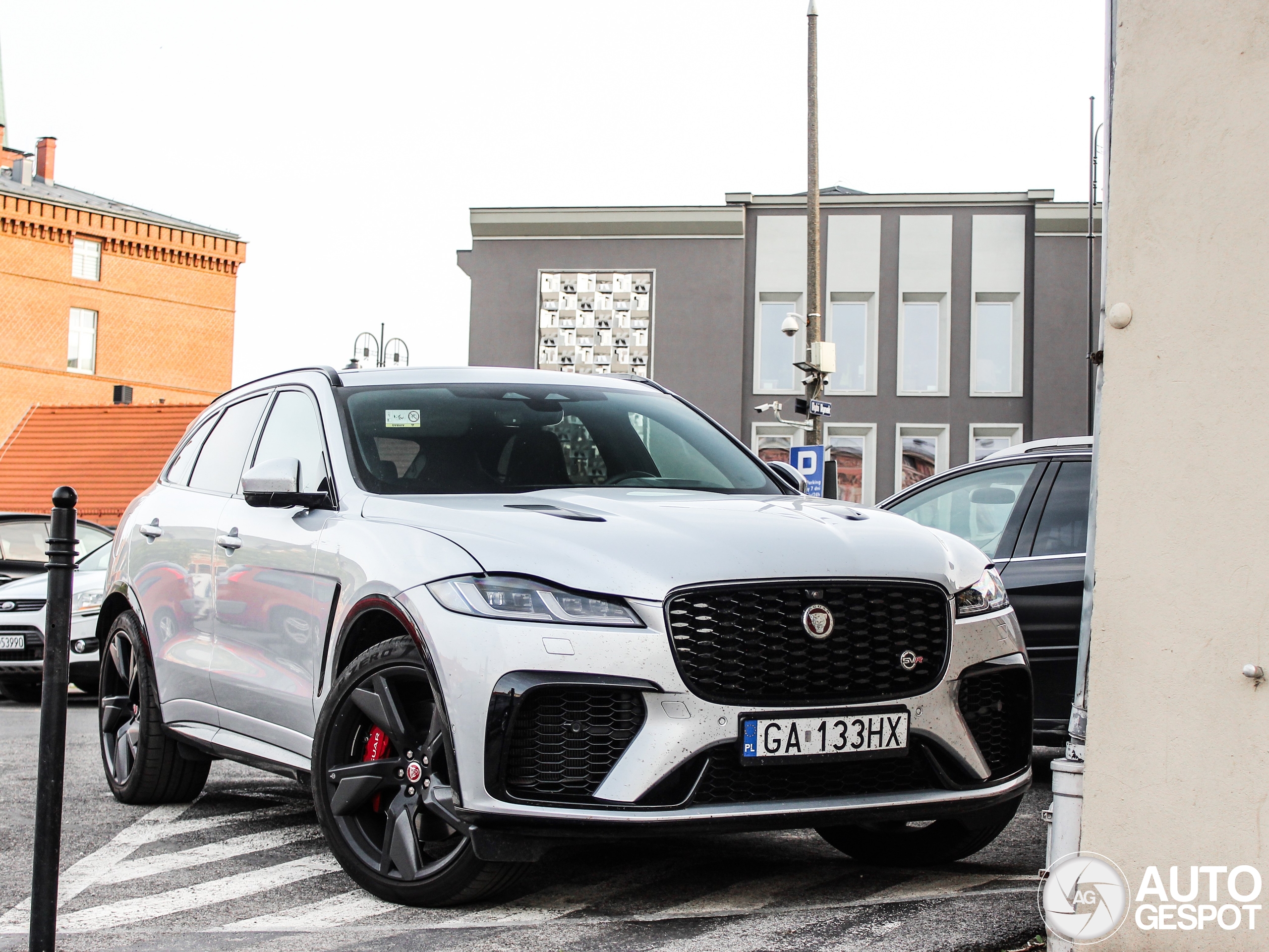 Jaguar F-PACE SVR 2021