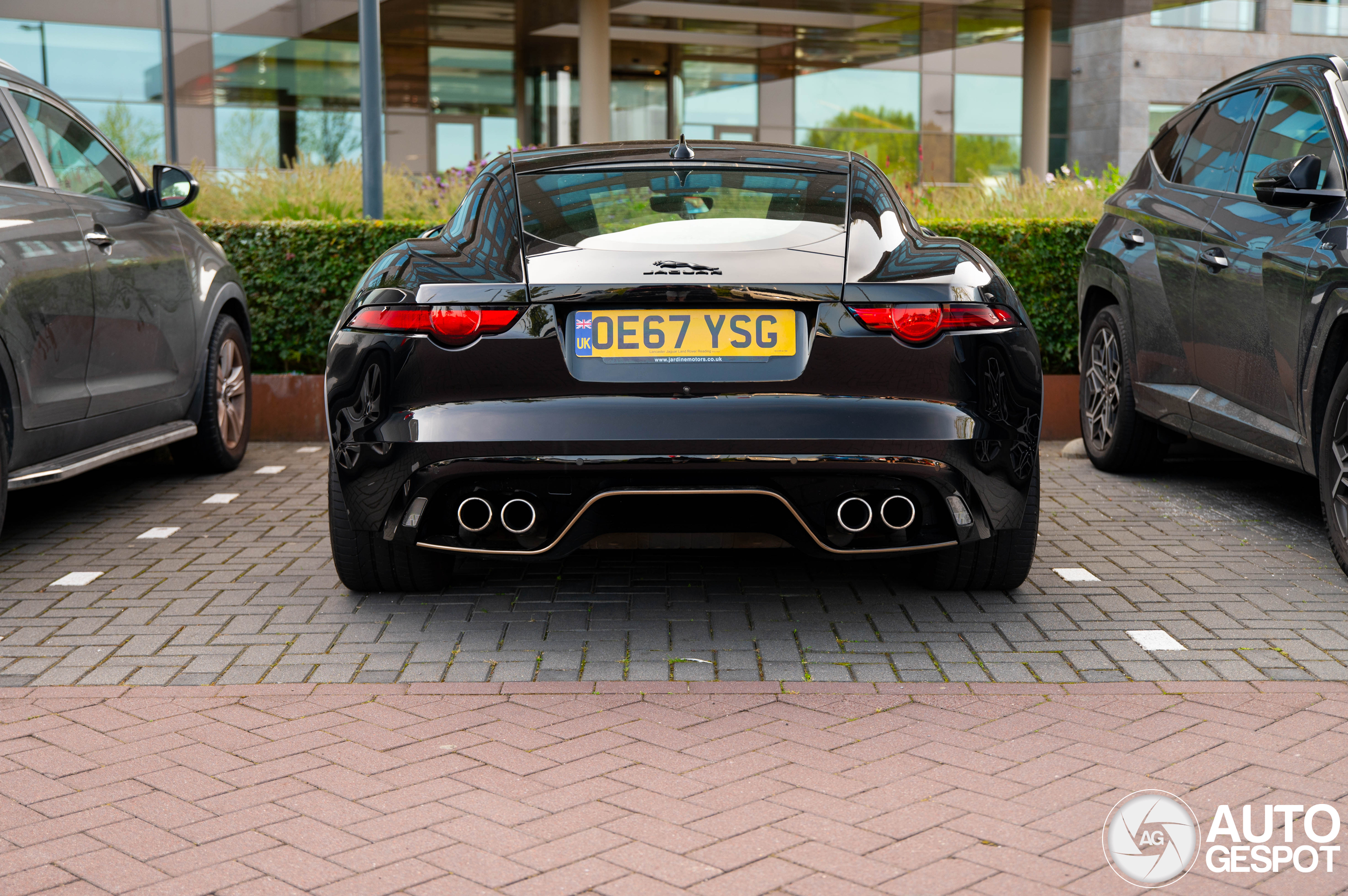 Jaguar F-TYPE R AWD Coupé