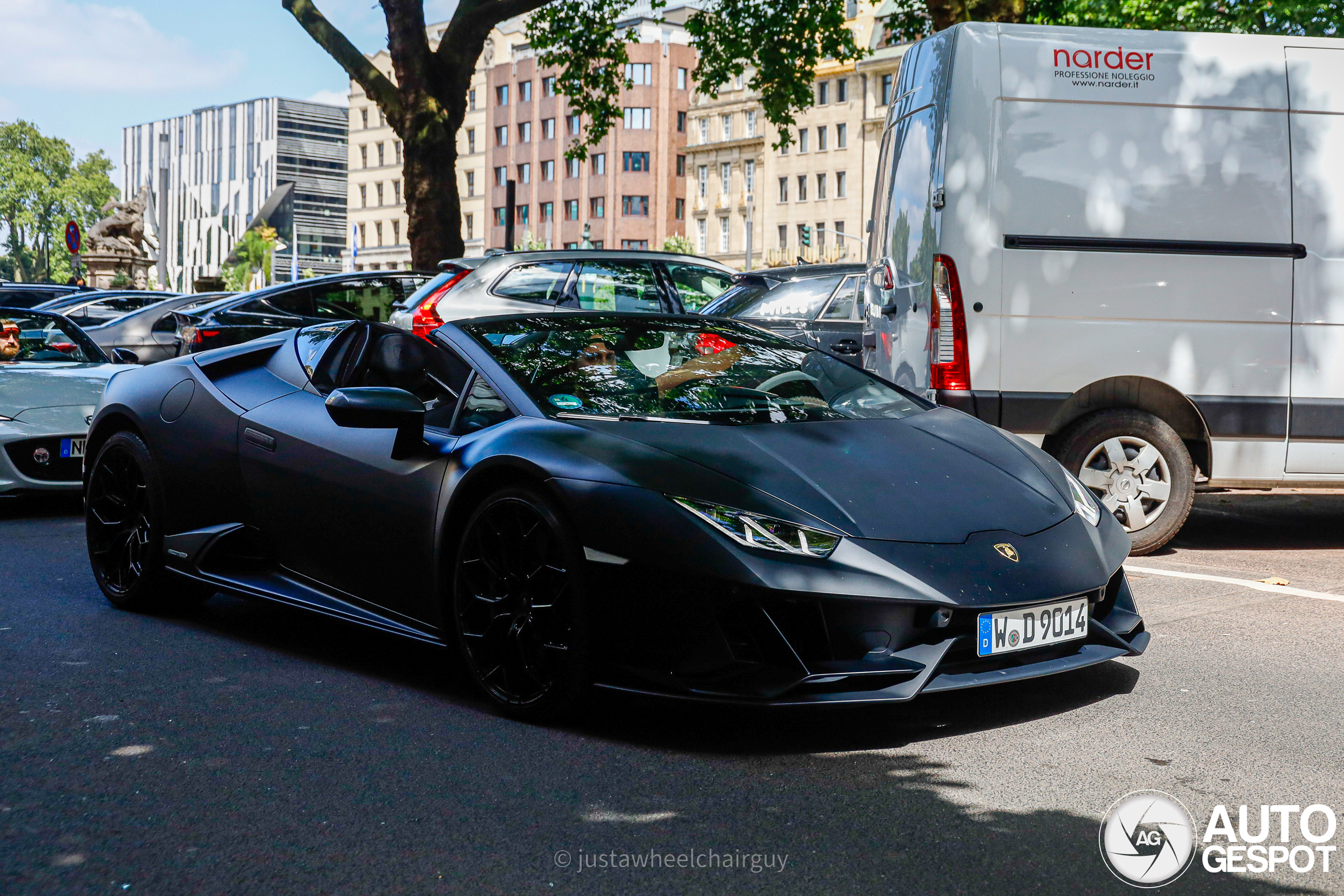 Lamborghini Huracán LP640-4 EVO Spyder