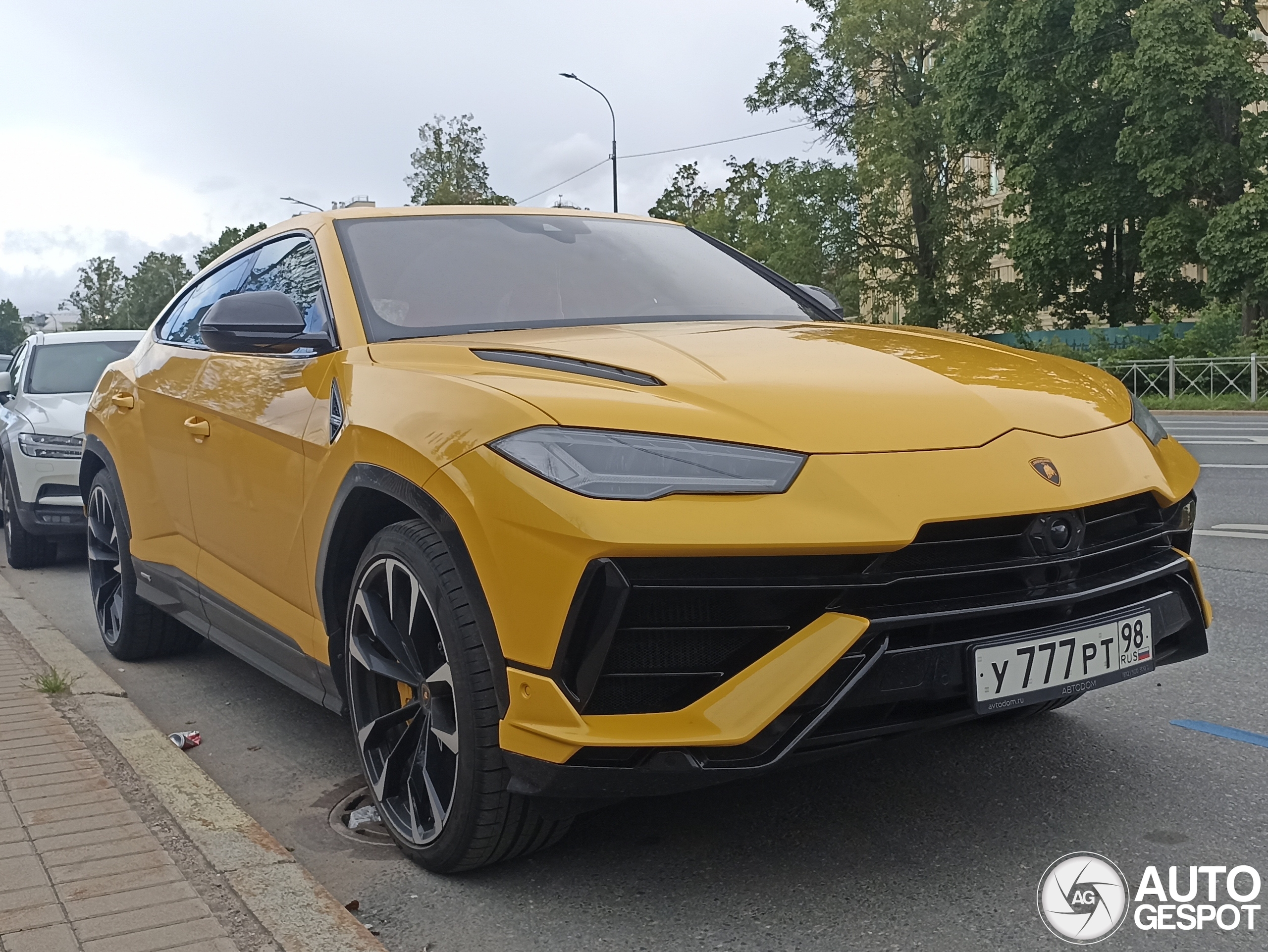 Lamborghini Urus S