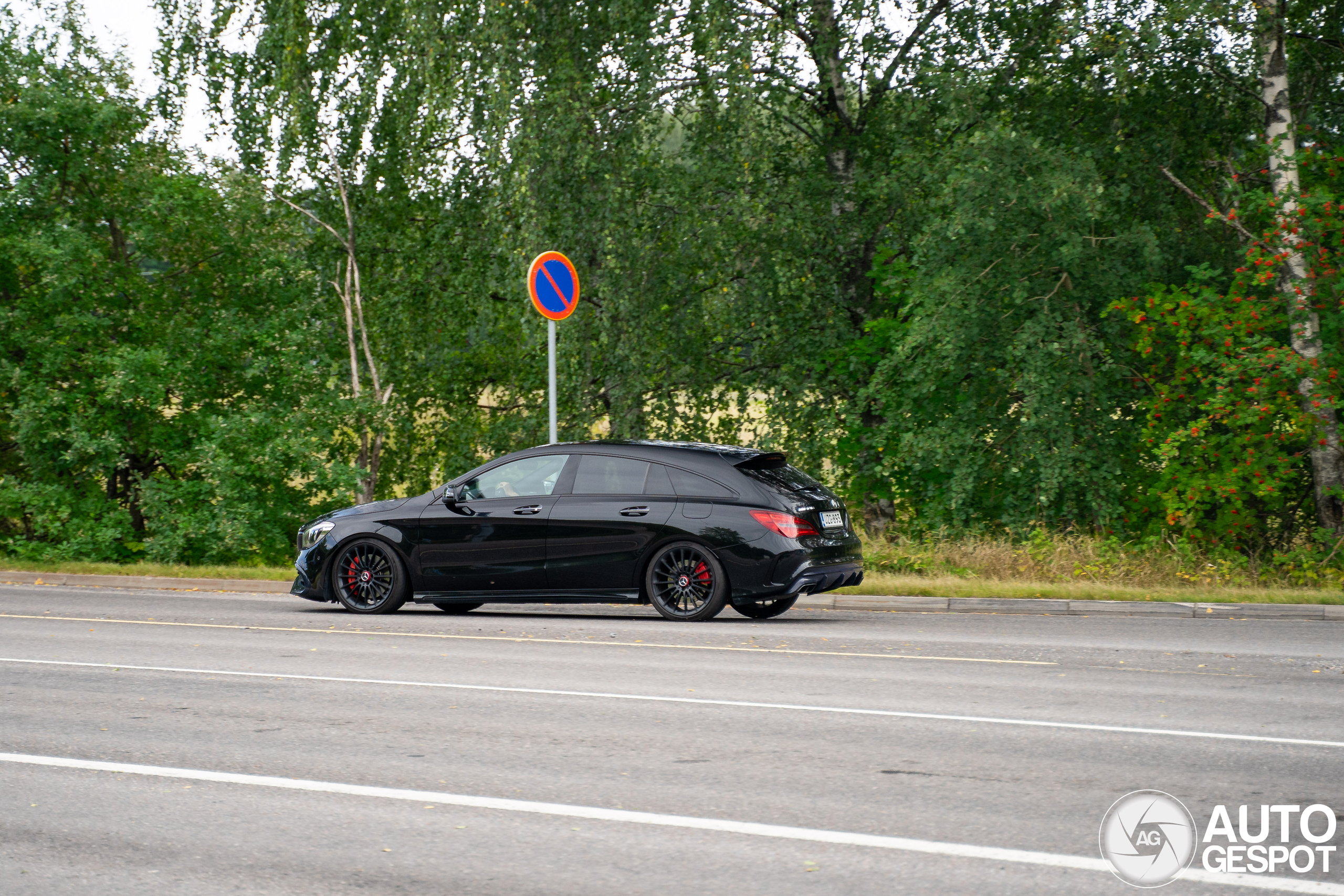 Mercedes-AMG CLA 45 Shooting Brake X117 2017