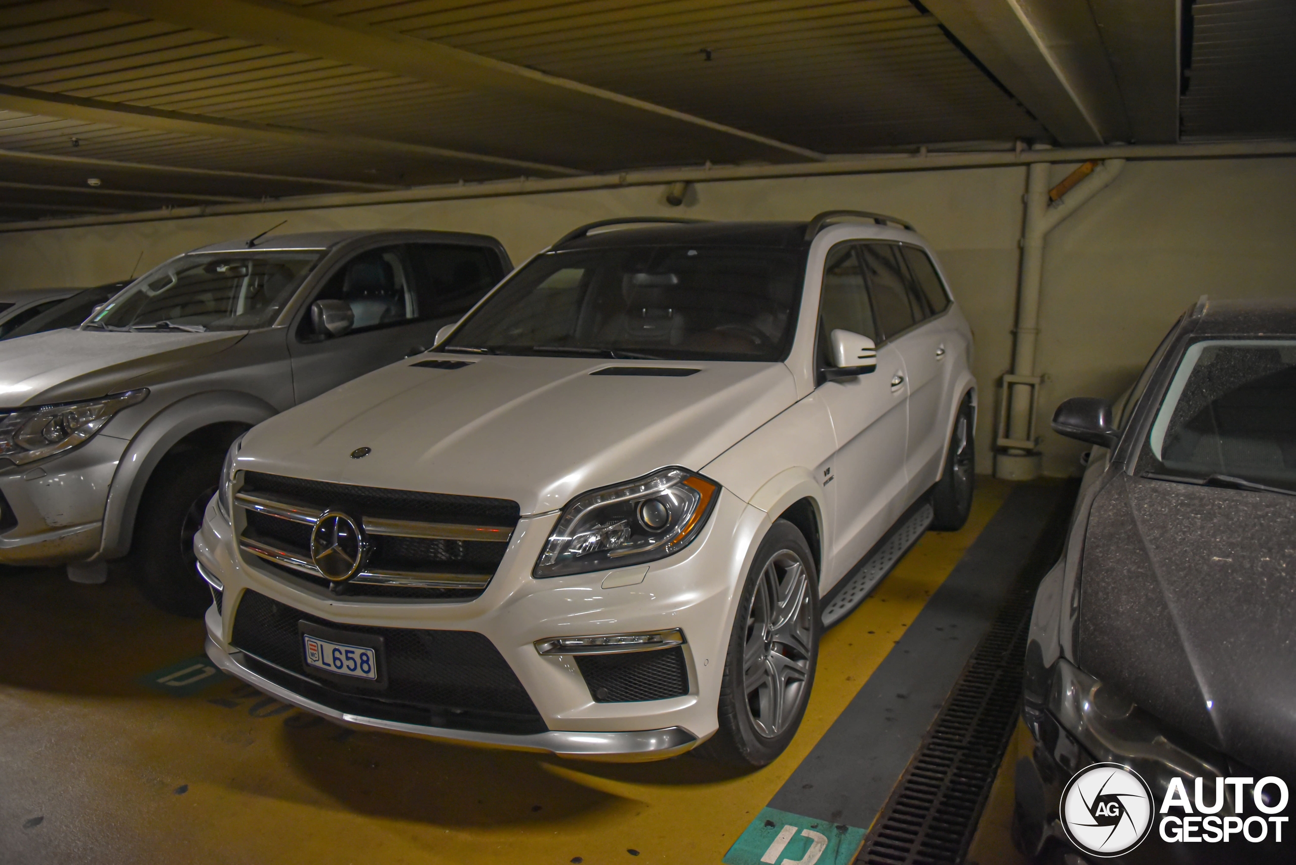 Mercedes-Benz GL 63 AMG X166