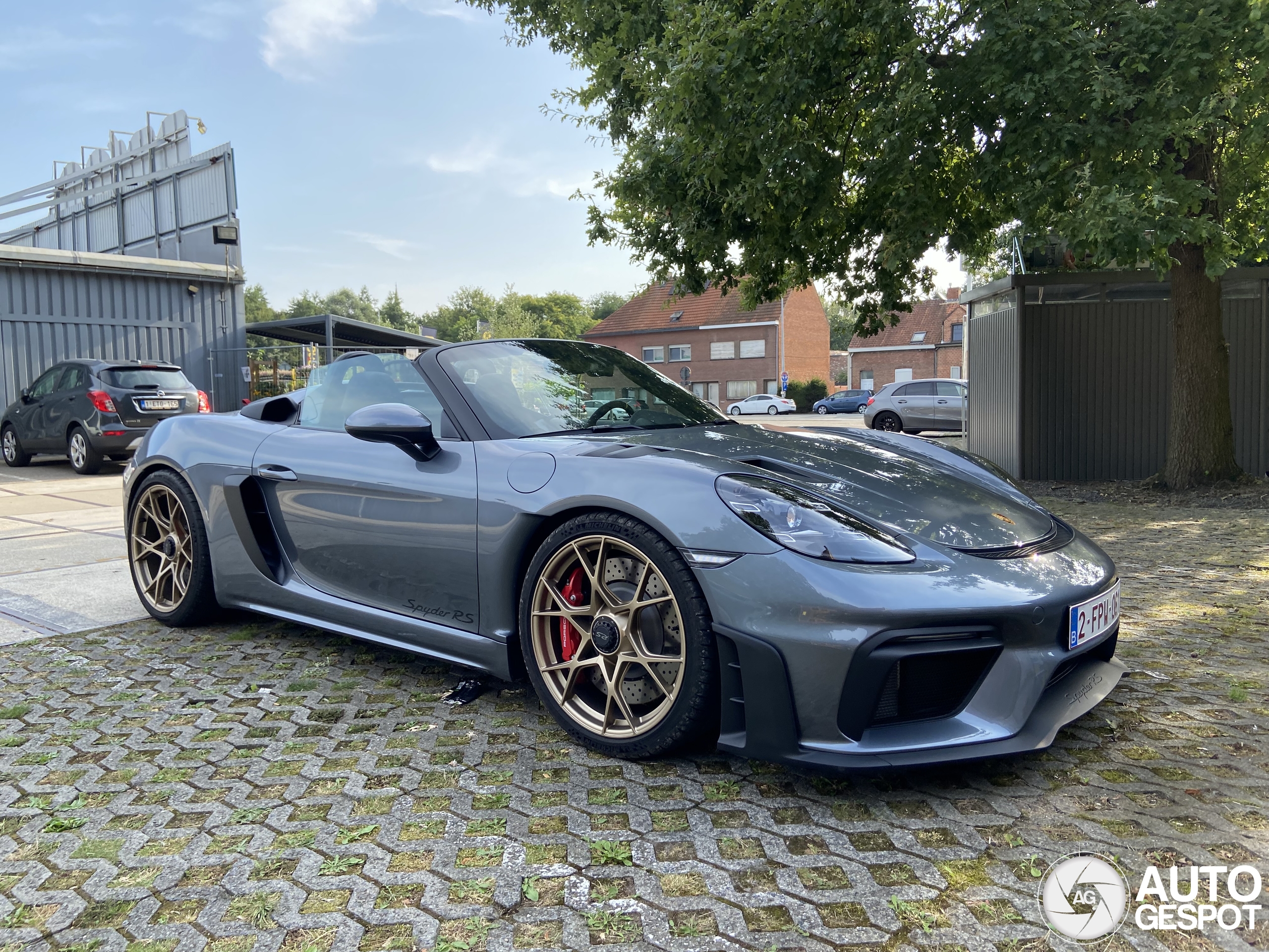 Porsche 718 Spyder RS