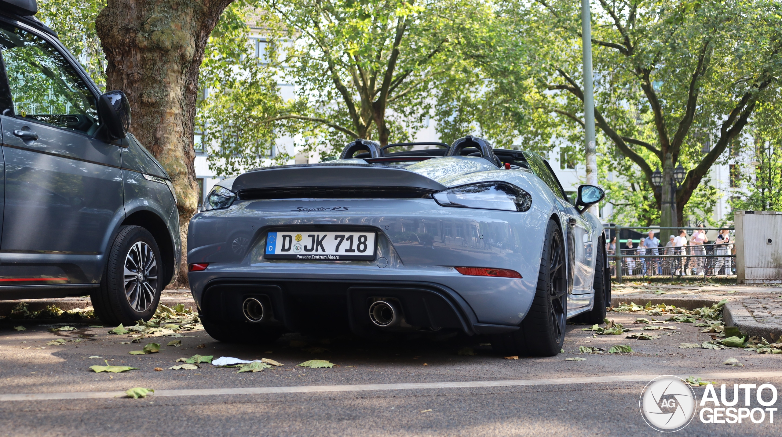 Porsche 718 Spyder RS Weissach Package