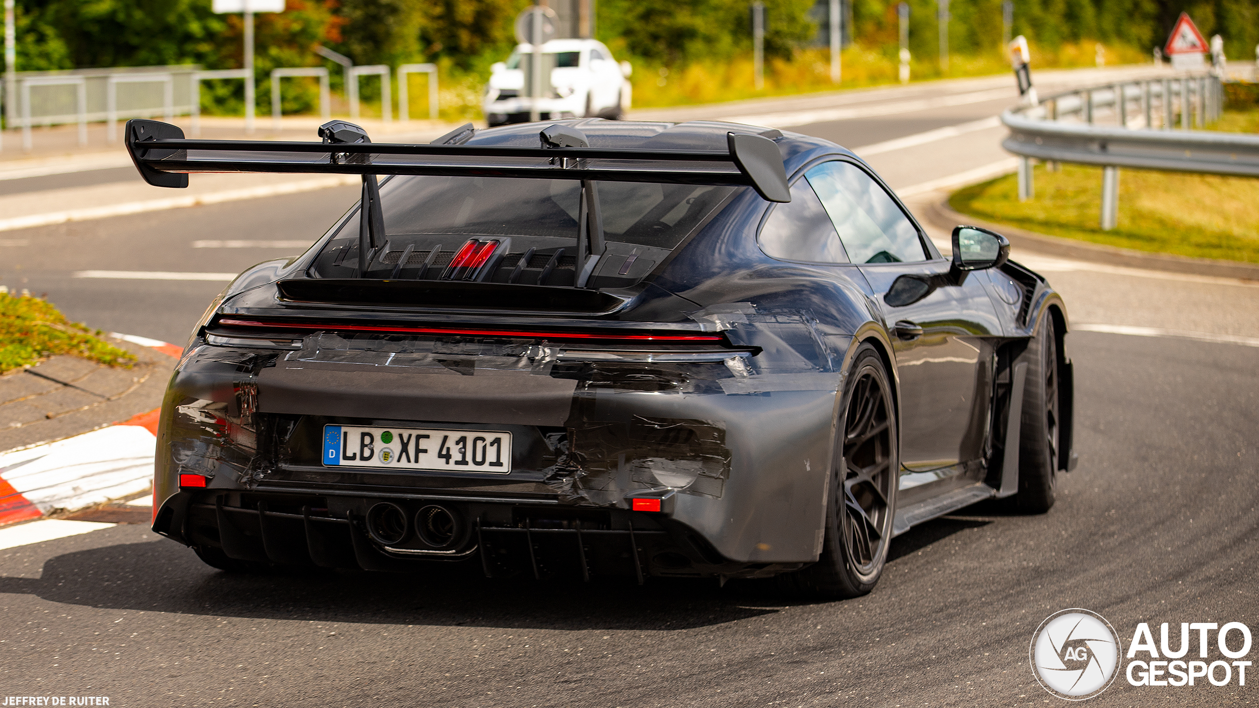 992 GT3 RS facelift in camouflage gespot