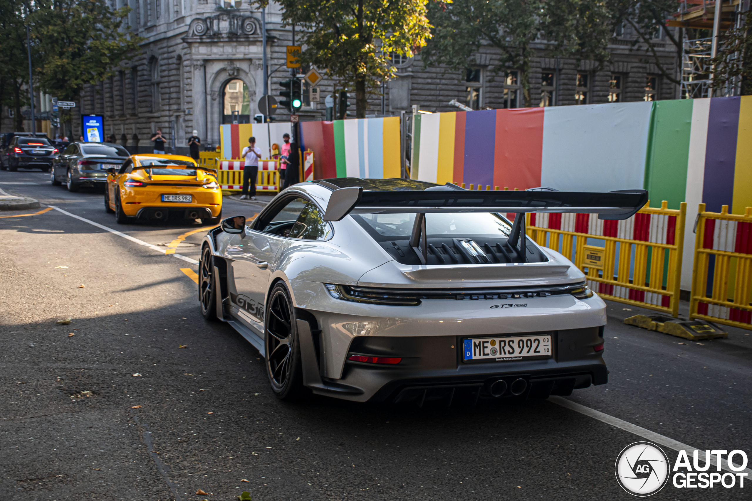 Porsche 992 GT3 RS Weissach Package