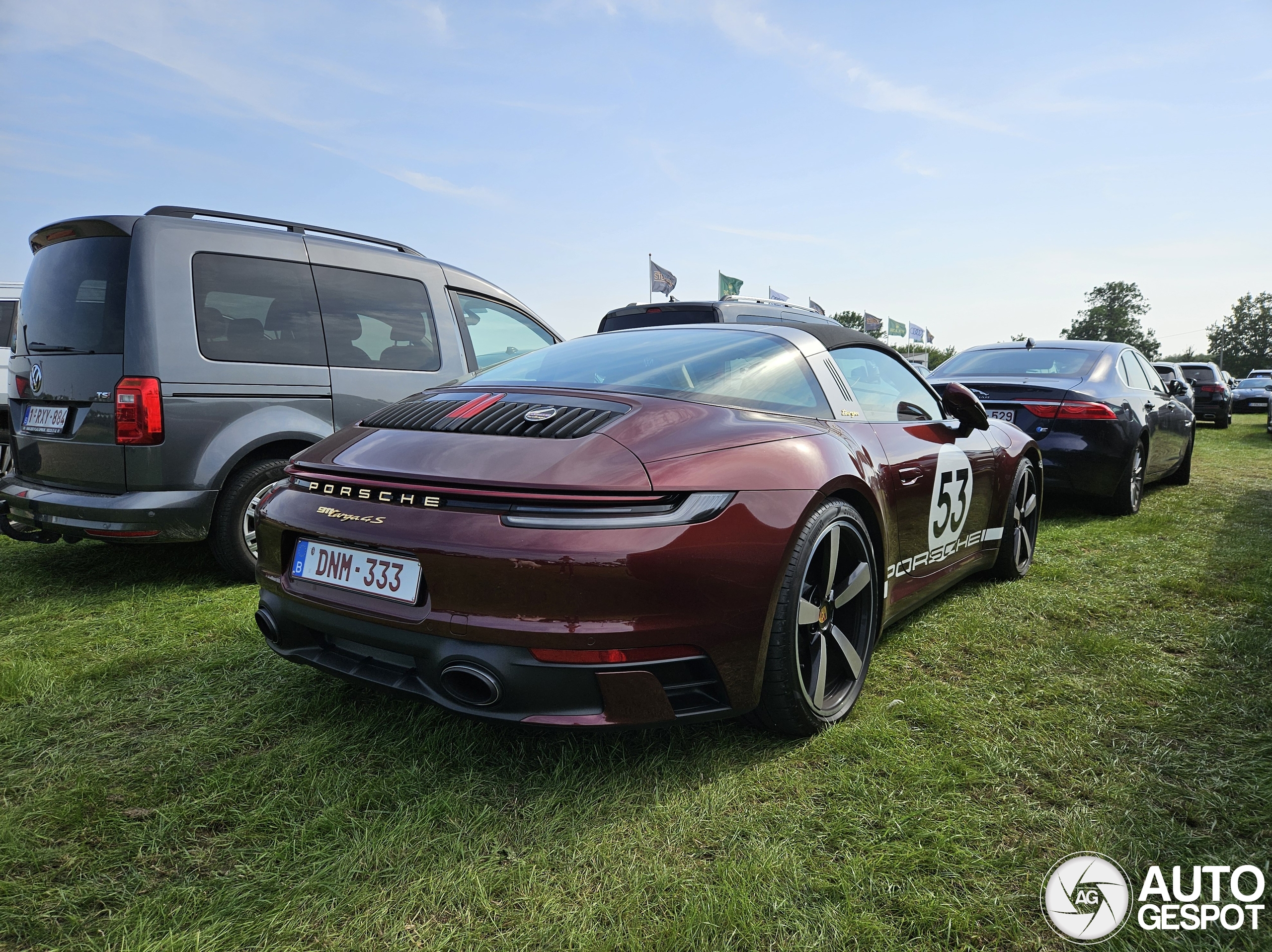 Porsche 992 Targa 4S Heritage Design Edition