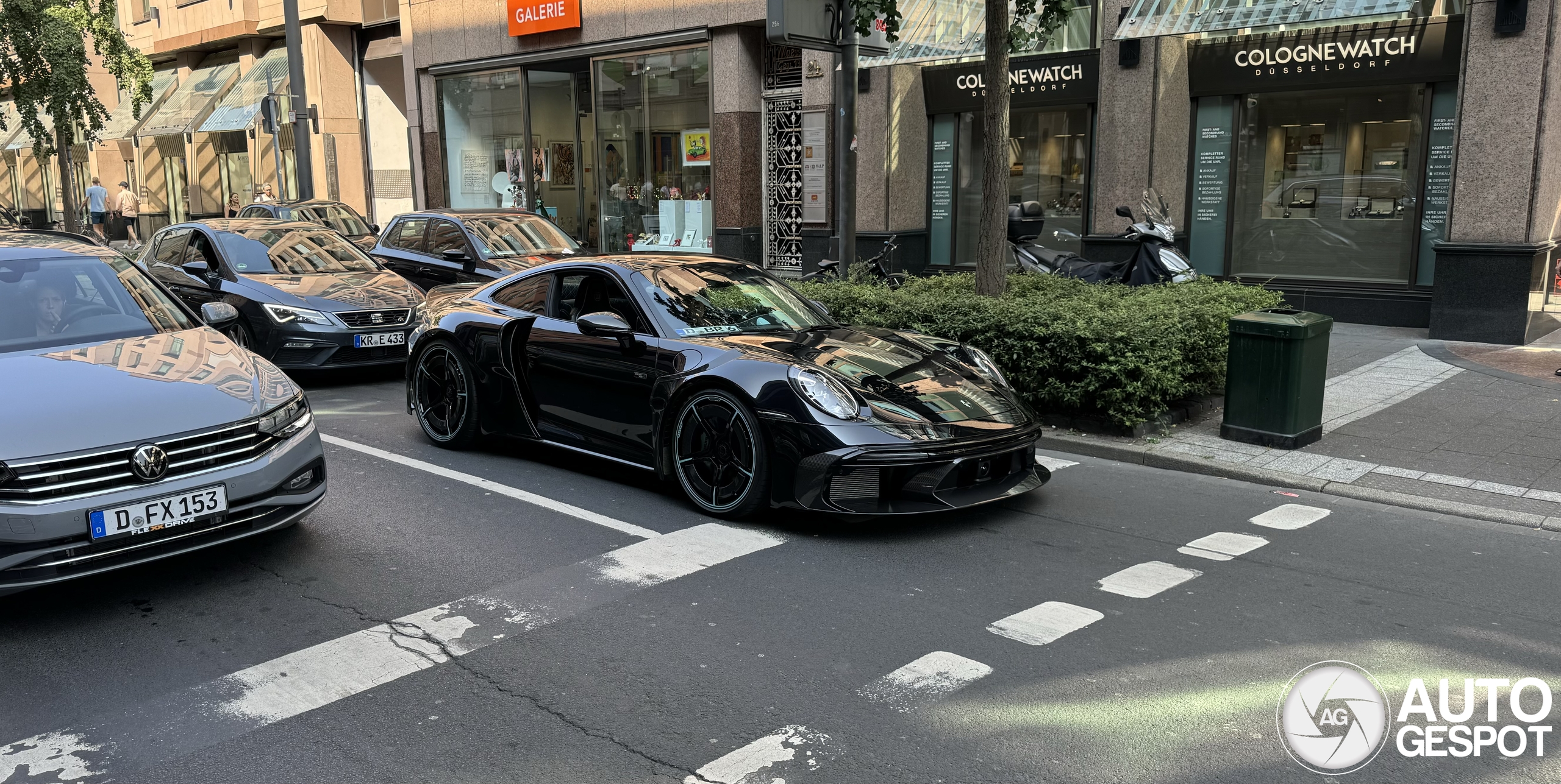 Tweede Porsche Brabus 900 Rocket R duikt op in Düsseldorf