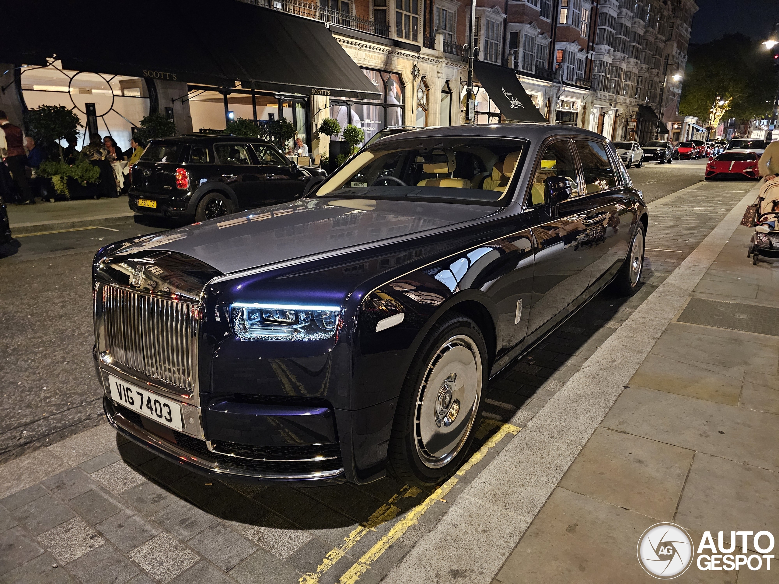 Rolls-Royce Phantom VIII EWB Series II