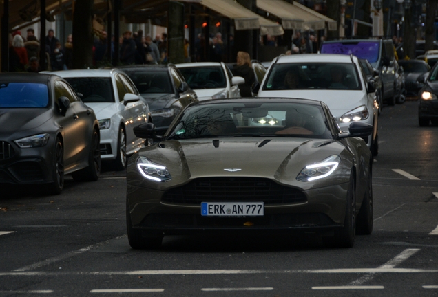 Aston Martin DB11