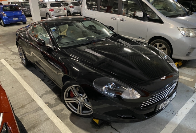 Aston Martin DB9