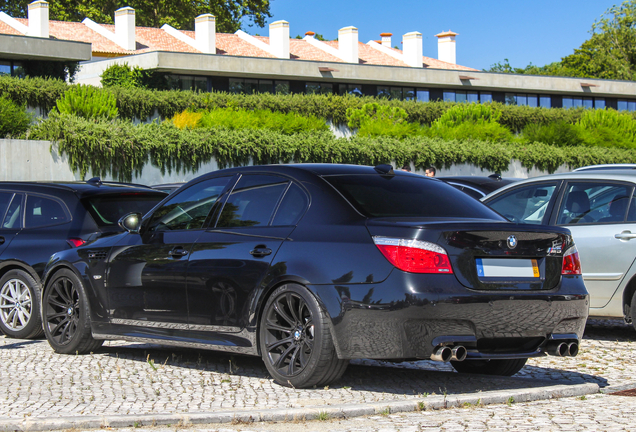 BMW M5 E60 2007