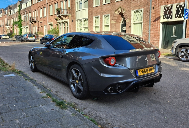 Ferrari FF