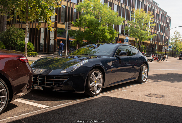 Ferrari FF