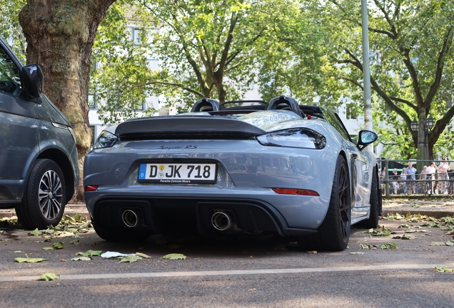 Porsche 718 Spyder RS Weissach Package