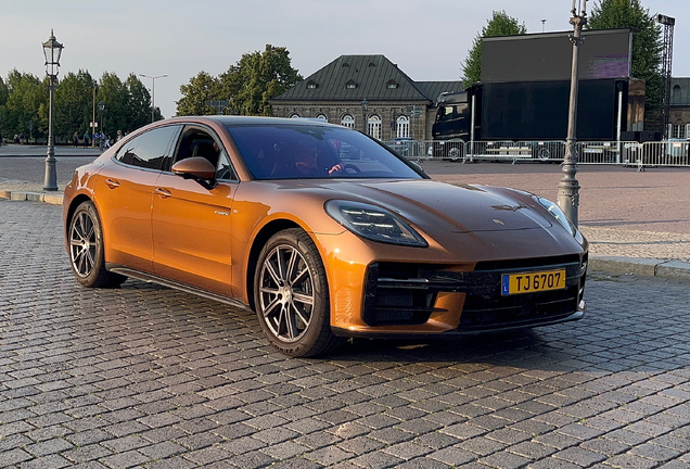 Porsche 972 Panamera Turbo E-Hybrid