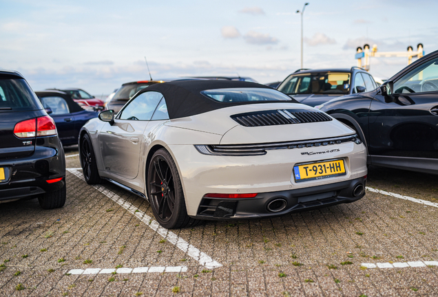 Porsche 992 Carrera 4 GTS Cabriolet