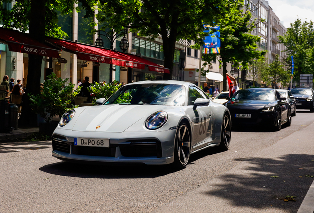 Porsche 992 Sport Classic