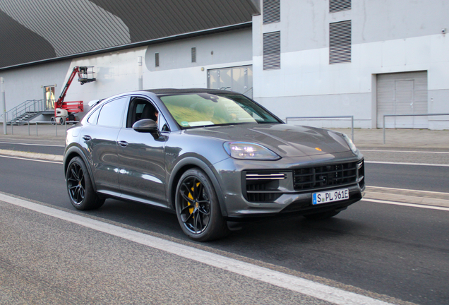 Porsche Cayenne Coupé Turbo E-Hybrid