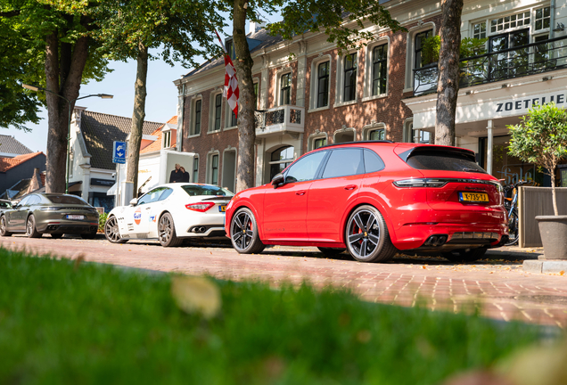 Porsche Cayenne Turbo S E-Hybrid