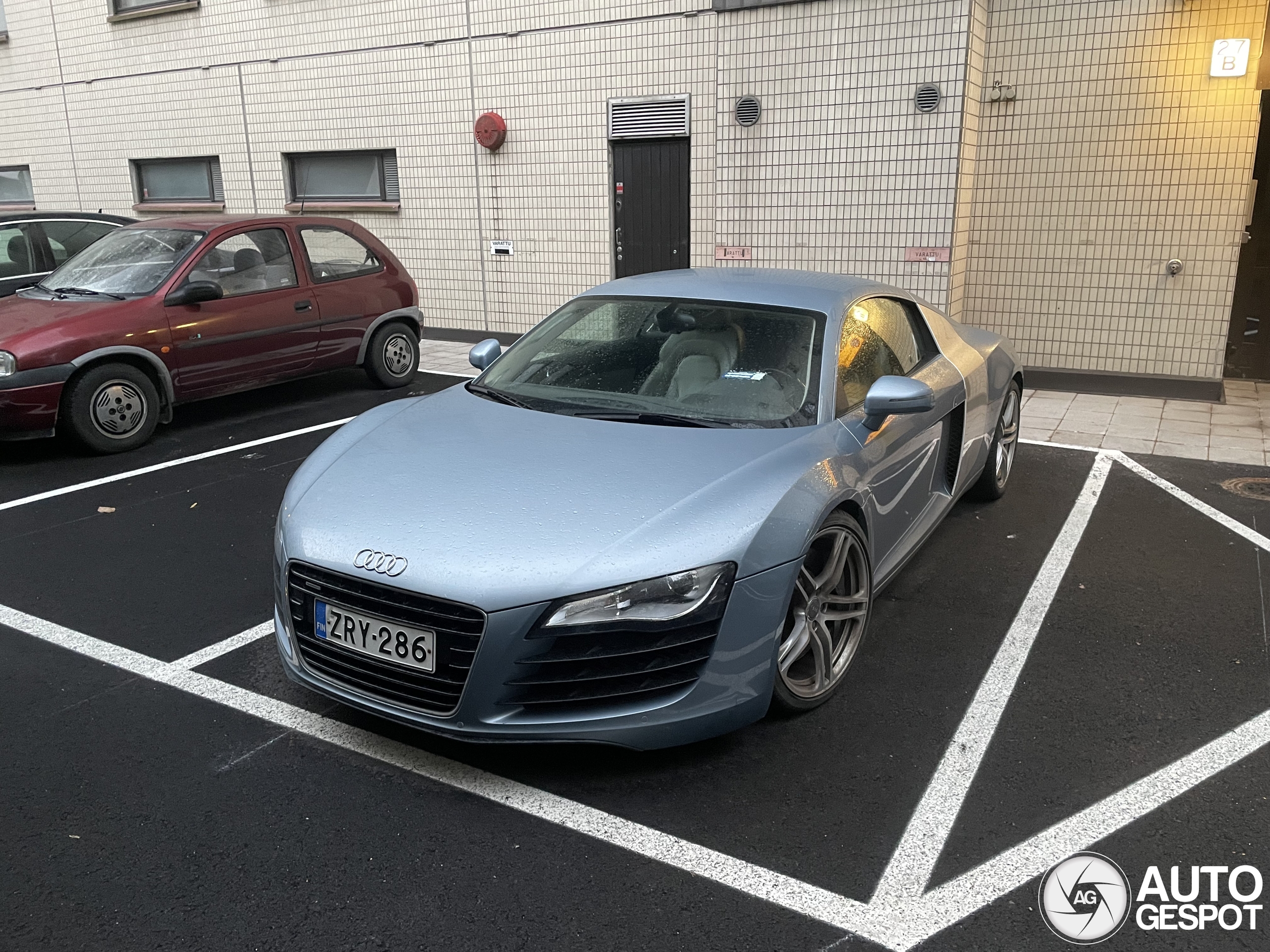 Audi R8