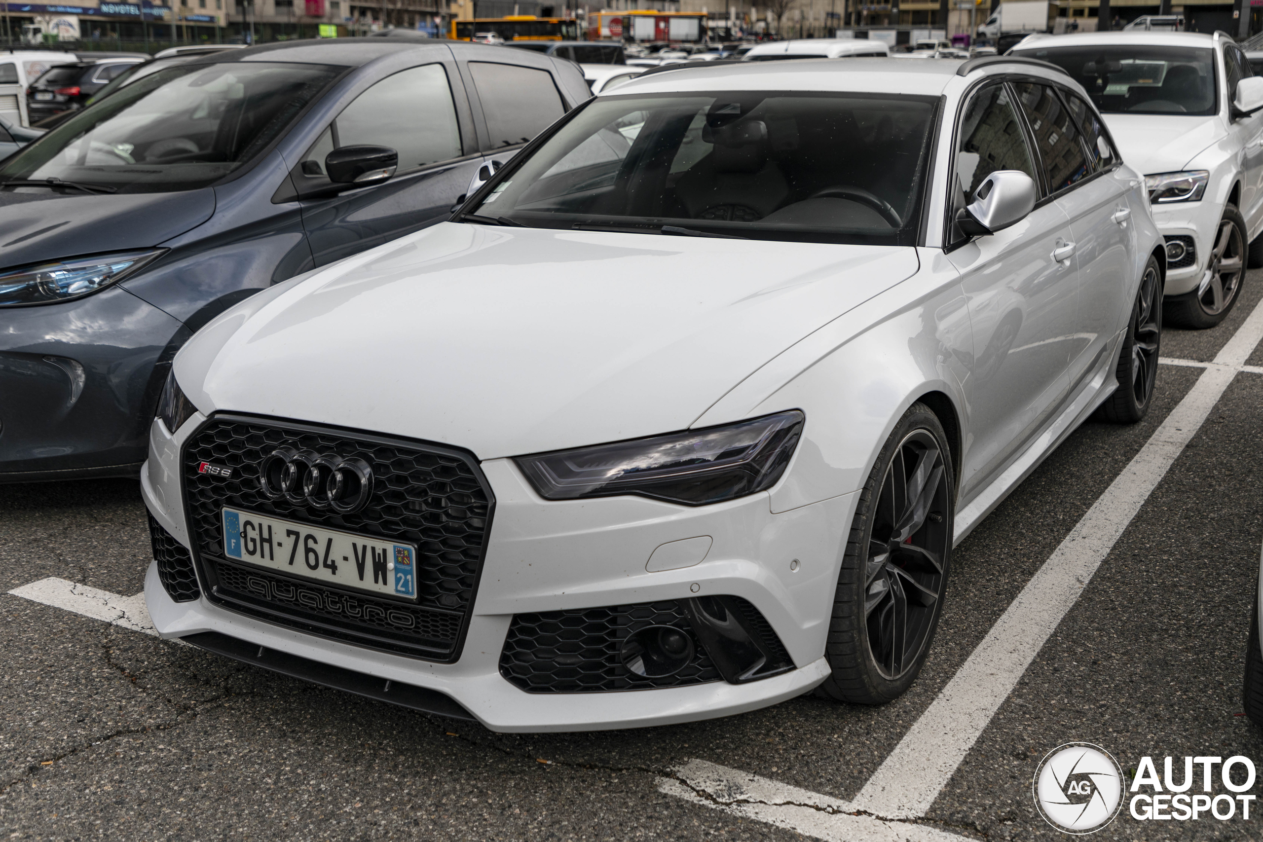 Audi RS6 Avant C7 2015