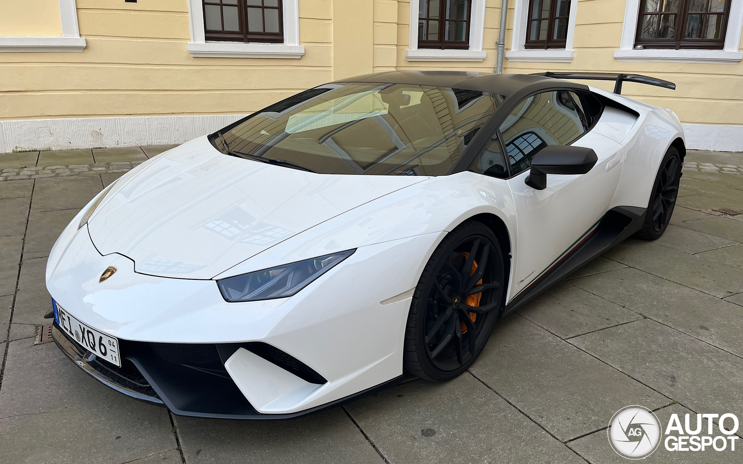 Lamborghini Huracán LP640-4 Performante