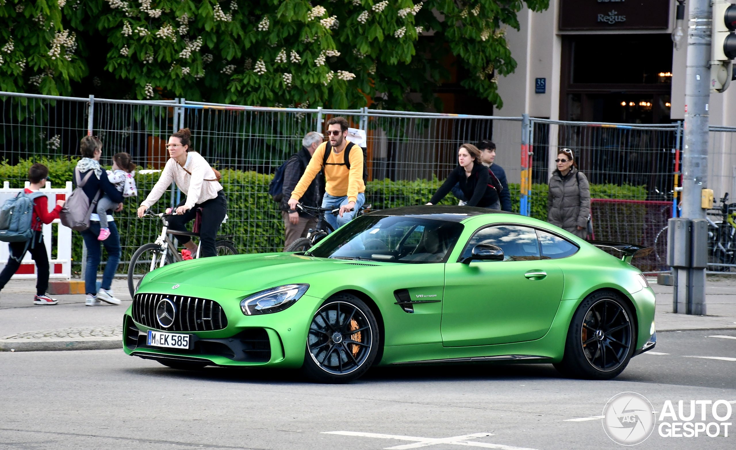 Mercedes-AMG GT R C190