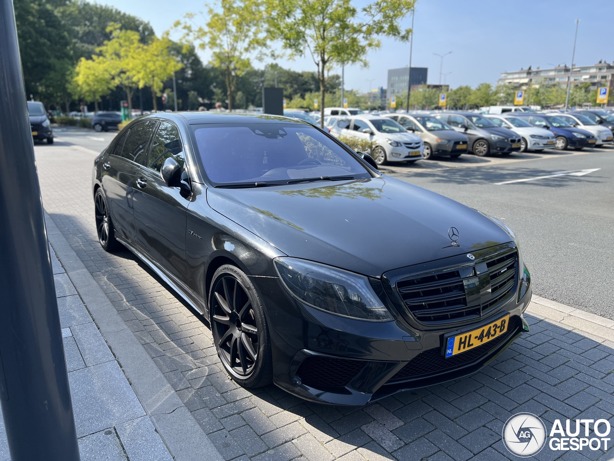 Mercedes-Benz S 63 AMG V222