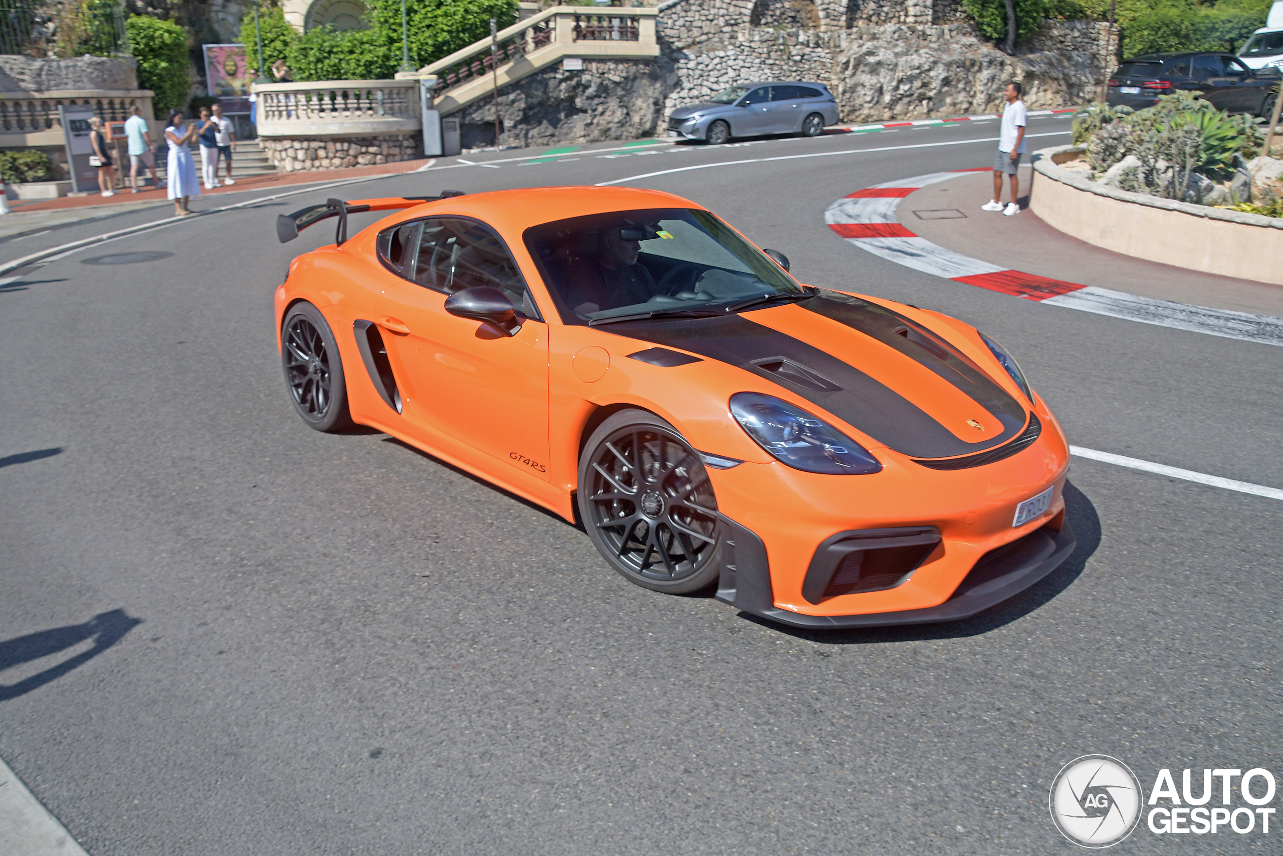 Porsche 718 Cayman GT4 RS Weissach Package