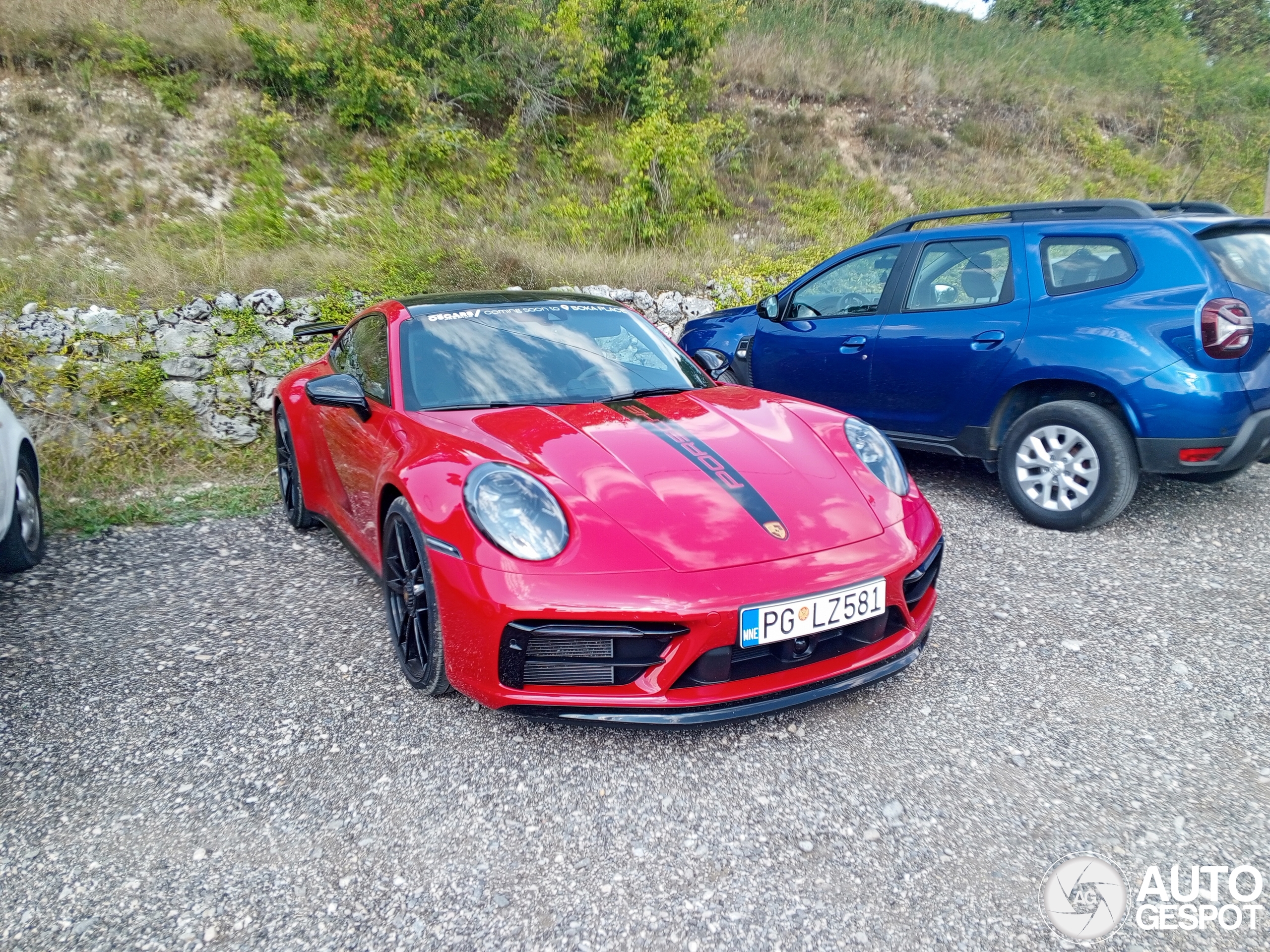 Porsche 992 Carrera 4 GTS