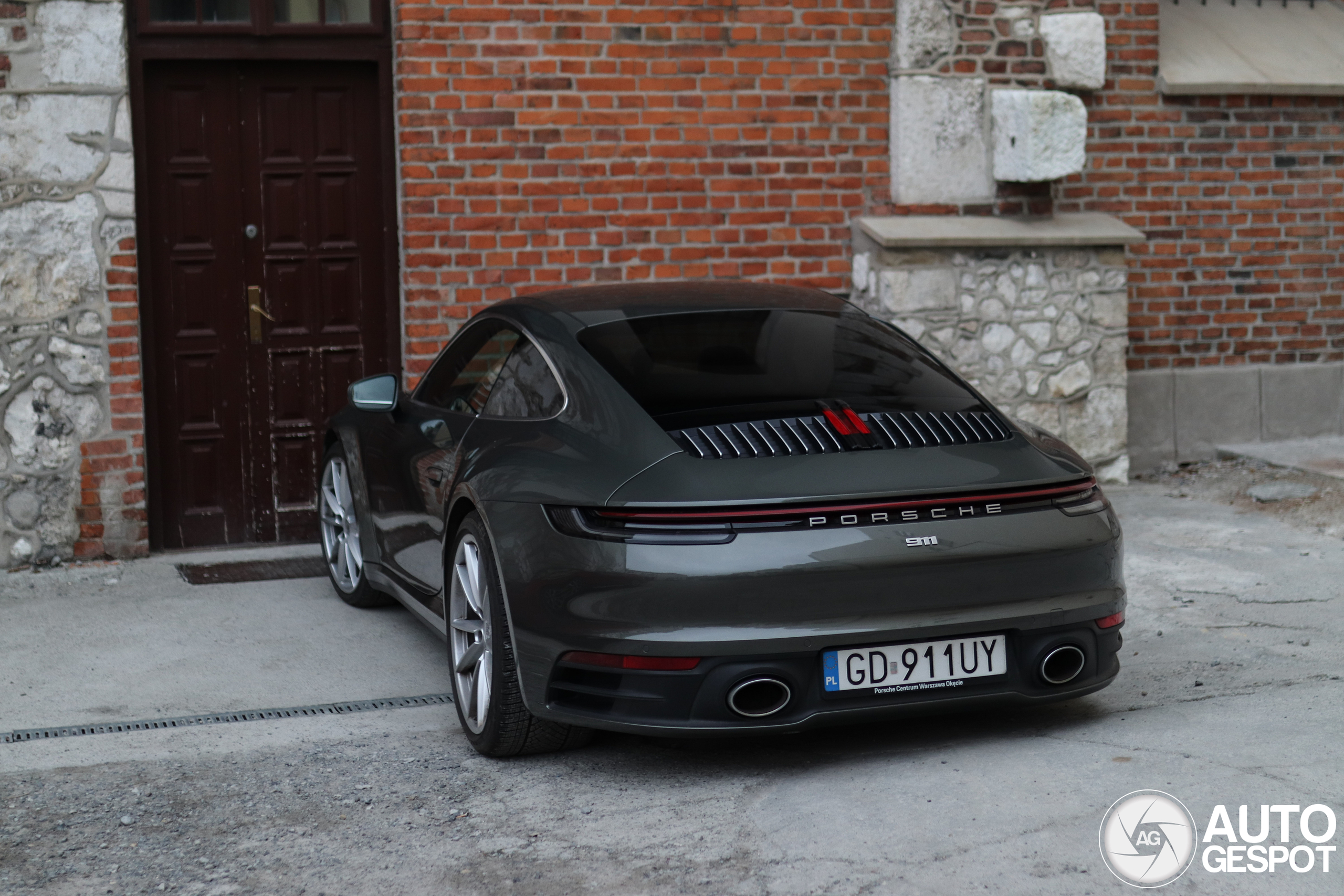 Porsche 992 Carrera 4S