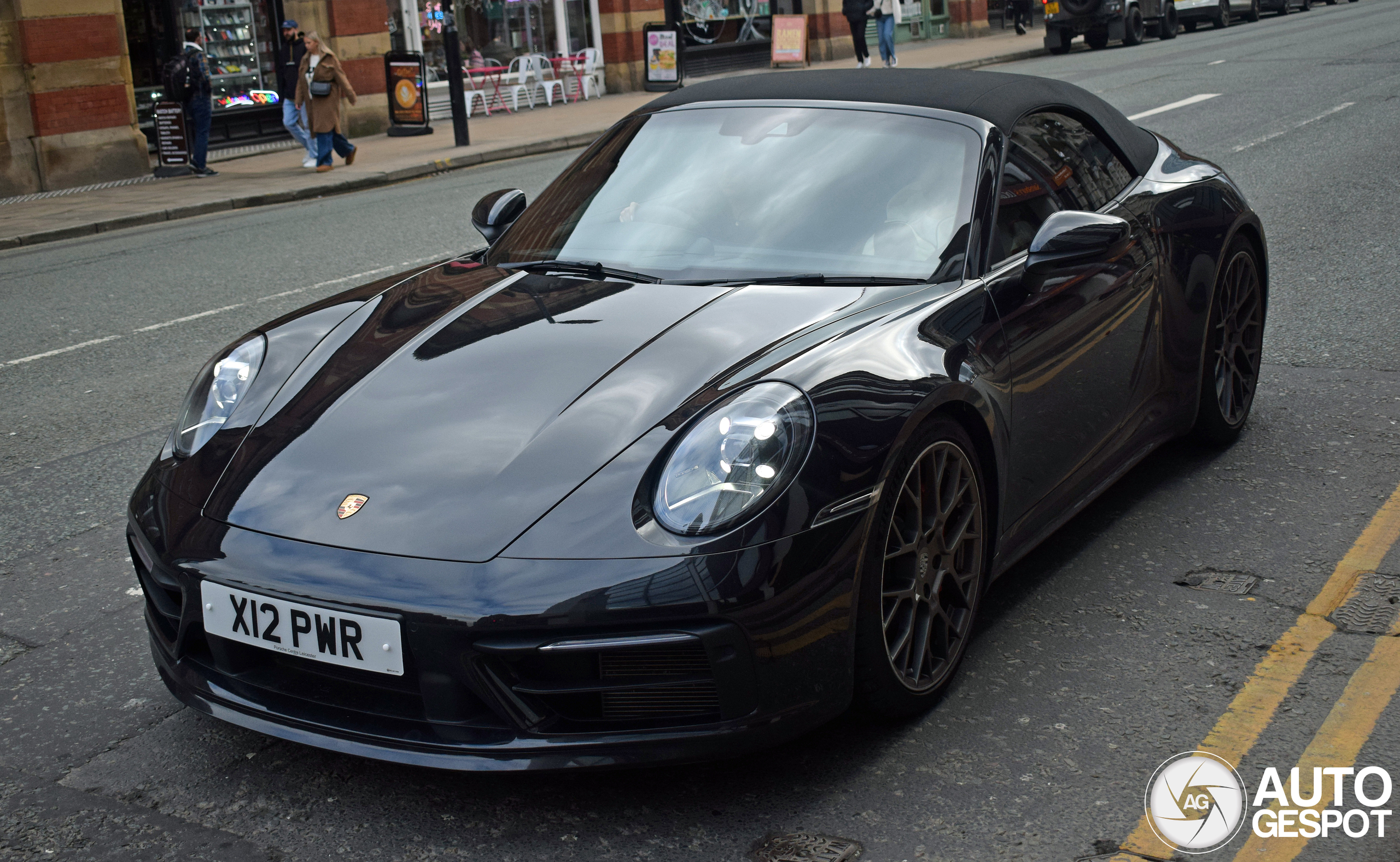 Porsche 992 Carrera 4S Cabriolet