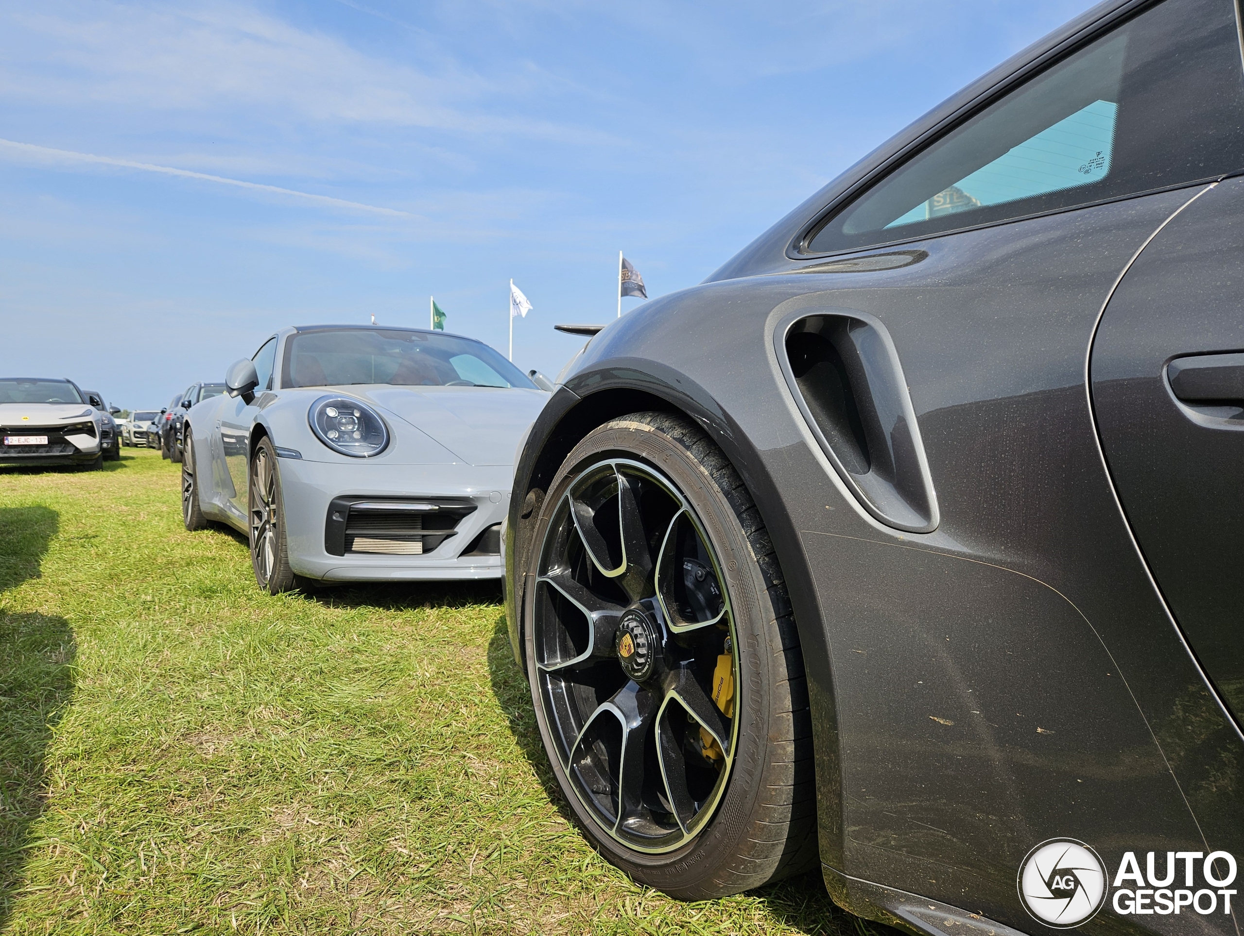 Porsche 992 Carrera 4S