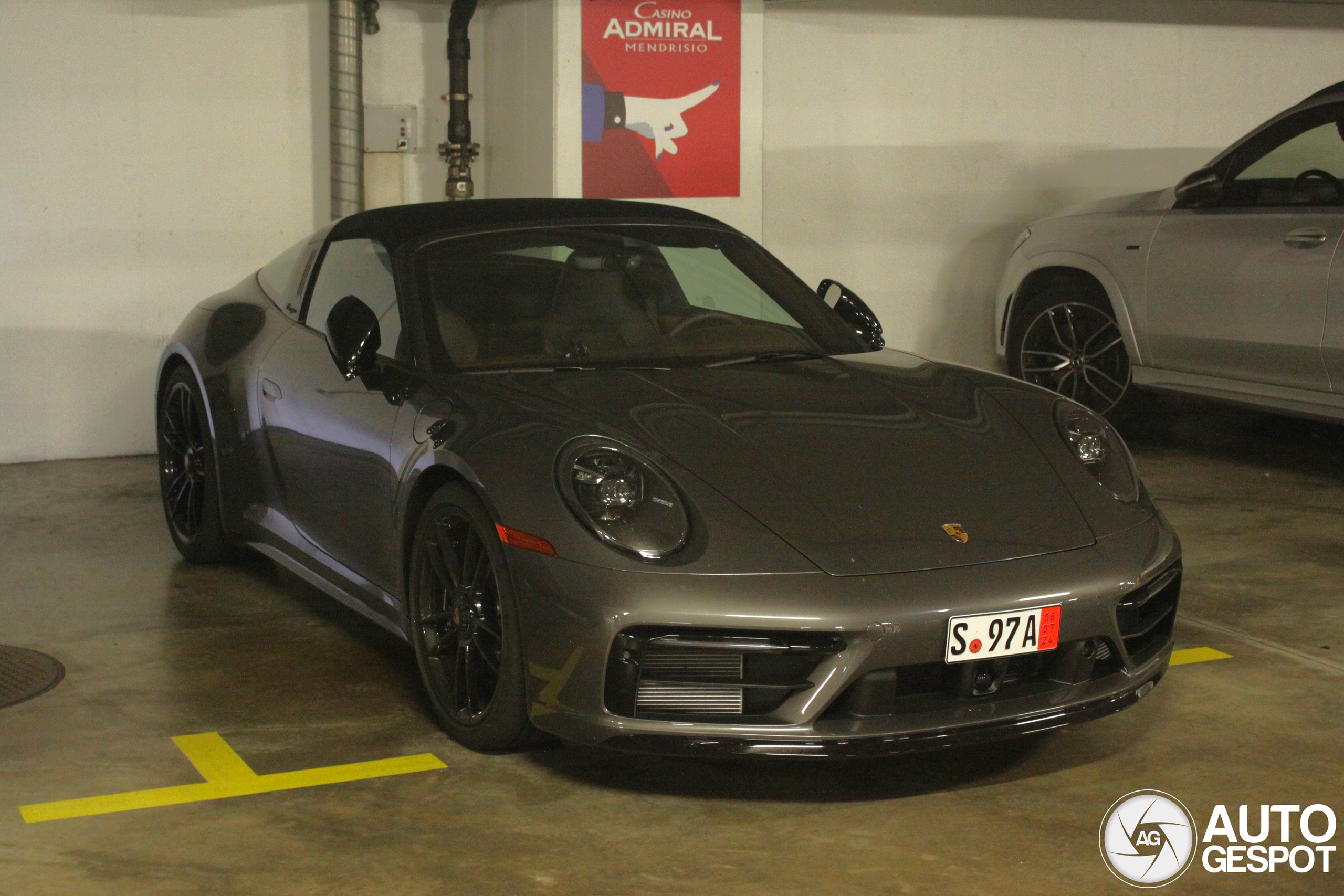 Porsche 992 Targa 4 GTS